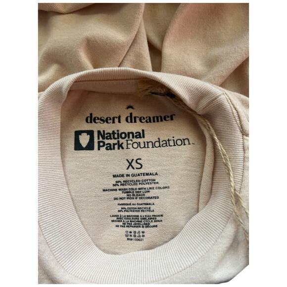 Desert Dreamer Joshua Tree California graphic tee beige green XS NWT - Picture 7 of 8